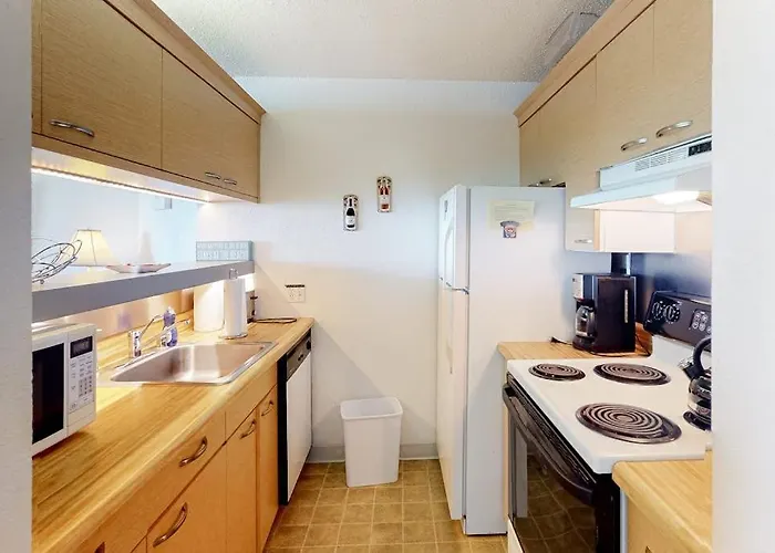 Oceanfront With Ocean View Private Washer & Dryer Ac And Pool Access *